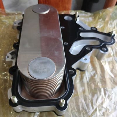4133Y042 C7.1 C6.6 এর জন্য Perkins ইঞ্জিন যন্ত্রাংশ তেল রেডিয়েটর/কুলার সমাবেশ